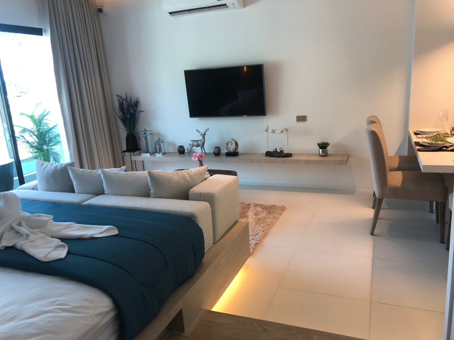 Utopia Karon 19